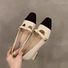 Sapatos de vestido Roma Salto Alto Mulheres Verão Square Toe Chunky 2024 Moda Elegante Tendência Rasa Femme Bombas Zapatos