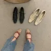 우아한 로퍼 2023 스프링 버클 소프트 밑창 단일 패션 라운드 발가락 할머니 아파트 신발 여성 모카진