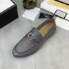 Heren feestschoenen voor mannen coiffeur trouwschoenen mannen elegant het Italiaans merk lederen jurk schoenen mannen formele sepatu slip op pria