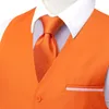 Gilets pour hommes Orange Soie Hommes Gilet Designer Solid Slim Fit Gilet Cravate Hanky Boutons De Manchette Ensemble Pour Homme Business Party Cadeaux De Mariage Hi-Tie
