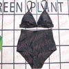 Designer Metal Triangle Badkläder Hög midja baddräkt Kvinnor Sommarsemester Swim Biquinis Sexig Yoga outfit Push Up Pad Bikinis