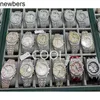 SuperClone AP Diamonds Diamonds Watch Pass Test Quartz Movement VVSはサファイアの男性が高品質のダイヤモンドモイサナイトを監視します。