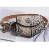 Sacos de cintura Snake Patterned Women's Belt Bag Thin Chain Pêssego Coração Prepúcio Elegante Esculpido Fivela Zero Carteira