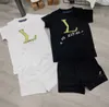 Marka Bebek T-Shirt Seti Yaz Kids Trailsits Boyut 73-150 cm Kısa Kollu ve Zeytin Yaprağı Baskılı Denim Şort 24Feb20