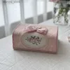 Boîtes à mouchoirs Serviettes Coréen Romantique Boîte à Mouchoirs Riz Blanc Brodé Dentelle Boîte à Mouchoirs Élégant Perle Arc Tissu Ménage Voiture Tiroir Boîte De Rangement Q240222