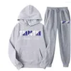 2024 Men's T Shirts Brand TRAPSTAR Printed Sportswear Men 15 Colors Warm Two Pieces Set Loose Hoodie Sweatshirt Pants Jogging classic 888vvv