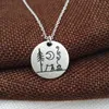 Pendentif Colliers Belle Camping Sous Une Grande Lune Brillante Collier Bijoux En Plein Air Cadeaux De Vie Simple Pour Les Campeurs SanLan