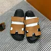 Piattaforma da spiaggia Slifors Designer Designer Womens Men Summer Scarpe Sandale Classic Casual Switch Ogen Leather Slides with Box