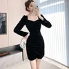 Casual Dresses Autumn Winter Black Velvet Diamonds Luxury Short Dress Women Elegant Chain Sqaure Collar Sexy 2024 Korean Vintage Vestidos