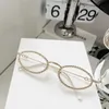 Sunglasses 2023 New Women Fashion Full Diamond Oval Frame Sunglasses Girls Cool Metal Temple Sun Glasses for WomenL2402