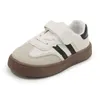 Baskets enfants 2024 printemps garçons chaussures de sport PU filles antidérapantes chaussures de planche décontractées à semelles souples chaussures de marche pour bébés chaussures pour enfants taille 21-32