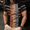 Herrpolos 2024 Mens kort ärm 3D över hela utskriftszips polo skjorta geometriska mönster sommar män klädgata toppar