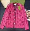 Dames Designer Trendy merk Truien zacht gebreid Dames roze kleur vesten vrouwelijk warm V-hals Sweatshirt Gebreide truien streetwear jas uitloper