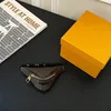 Mini kol torbası mektubu anahtarlık cüzdan anahtarlık tasarımcısı çanta kolye bel çantası kahverengi çiçek çıkarılabilir kayış