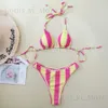 Swimwear féminin Yisiman 2024 Bikini Love Mesh Sexy Sweet Three Piece Set T240222