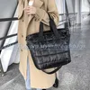 Totes Winter Shoulder Bags For Women2021 Quilt Padded Black Nylon Handbag Large Capacity Travel Shopper Cotton Totes Female Cross 275h