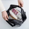 Weitere Kauflinks Modedesigner-Damentasche Damen Woc Umhängetasche Handtasche Geldbörse Originalverpackung Echtes Leder Umhängetasche Hochwertige Qualität 001