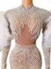 Abbigliamento da palco Strass scintillanti Perle bianche Abito corto Maglia sexy Trasparente Festa di compleanno Cantante Spettacolo Costume da spettacolo