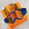 24SS Designer Ski Goggles Skis Solglasögon Professionell Top High Version Kvalitet Pink Glasögon Blue Double-Layer Fog-Proof Winter Outdoor 597