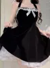 Robes décontractées KIMOKOKM Vintage Halter Dentelle Bow Volants Kawaii Sans Manches Camisole Robe Japonaise Bandage Princesse Girly Velours Noir