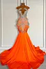 Atemberaubende orangefarbene Meerjungfrau-Abschlussballkleider Neue Sheer Neck Perlen Pailletten Abendkleider Maßgeschneiderte afrikanische Mädchen-Partykleider BC18253