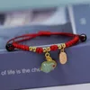 Charm Armbänder 2024 Lucky Zodiac Jade Armband Einfaches rotes schwarzes Seil gewebt für Frauen Liebhaber Freunde Geburtstag Schmuck Geschenk