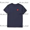 Mode Hommes Jouer T-shirt Cdg Designer Coeurs Casual Femmes Des Badge Garcons Graphique Tee Coeur Derrière Lettre Sur La Poitrine T-Shirt 258