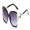Yeni Moda Güneş Gözlüğü Kadın Güneş Gözlükleri Siyah Vintage Kedi Gözlük Lady Gold UV400187N