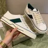 Designer tennis 1977 sneaker basse per uomini donne in tela scarpe casual con suola ricamata in gomma e stile senza tempo per allenatori all'aperto