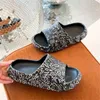 Slippers Gedrukt Nummer 45 Platte Sandalen Vrouw 2024 Paard Loopschoenen Dame Sneakers Sport Fabriek Lopers Bascket Skor