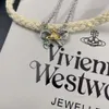 Colar Planeta Colar Designer para Mulher Vivienen Joias de Luxo Viviane Westwood Ce Bow Saturn Colar Doce e Elegante Feminino Arco Pingente Corrente Termos Neckla