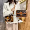 ショルダーバッグイブニングバッグ24*16*8cm高級女性クラッチバックパックバッグ