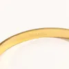 18k Gold Plated Luxury Fashion Letter Designer Kvinnor Bangle Men Rhinestone Armband Varumärke Brev Smycken Tillbehör Högkvalitativ Jubileumsgåva 18Style