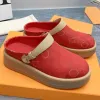 Mode aspen platform klomp slippers ontwerper mannen dames muilezels sandaal luxe leer zomerplatform casual buitenshuis strand scuffs schoenen maat 35-45