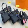 Designer Bag Woman Handbag Messenger Bag Litchi Texturerat Bovint Leather Shoulder Crossbody Classic Womans Tote Bags231a