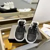 Klassische Frühlings- und Sommer-Sneaker für Männer und Frauen, die gleiche Charge an Freizeitschuhen, Designer-Freizeitschuhe