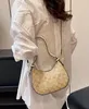 Crescent Bag Women's Bag Trendy and Fashionable Underarm Bag Versatil Design Single Shoulder Bag Pendder Casual Bag