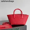 Mujeres Totes Bottegvenets Cabat Handbag Bag Gran Capcity Nube tejida de lujo 2023 Casa de vegetales de piel de oveja de cartera F303WQWWN0X