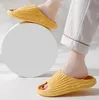 Fashion Men Amer Simple Melon Shoes Couple à la maison et femmes Eva Soft Sole Anti Slip Bathroom Slippers Cool for Summer Outwear 998 Pers 28 Pers