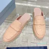 Slippers 2024 Spring Autumn for Women مع أحذية أنثى مستديرة للأصابع القصيرة