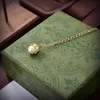 European and American designers new letter pearl necklace Fashion women's accessories jewelry pendant necklace to give mothers to give girls gifts jewelry