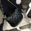 22K hobo pod pachami 24 cm stylowa damska torba na ramię skórzana Diamond Złota Sprzęt Metalowy klamra luksusowa torebka Matelasse Bag Make Makeup Sacoche Tourse