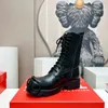 2024 Echt Leer Vrouwen Lace Up Korte Laarzen Ronde Neus Metalen Decor Platform Enkellaarsjes Herfst Winter Knappe Motorfiets Botas disel