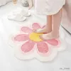 Bath Mats Flower Shaped Bathroom Rugs Round Pink Bath Mat Ultra Soft Absorbent Flower Bath Carpet Machine Washable Bathroom Mat