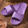 Deslizadores de borracha lisos para sandálias do deslizador da piscina do banho da casa das senhoras das mulheres roxo