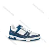 Luxury Downtown Walk Shoe Designer sur le logo en relief homme entraîneur triple rose blanc ciel bleu bleu vert jaune lacet up extérieur sneaker sportif