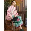 Vêtements ethniques Année de luxe Décor de fourrure chinoise Rétro TangSuit Vestes roses Manteau rembourré