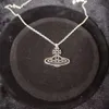 satelliet ketting Designer ketting voor vrouw Vivienenwestwood Luxe sieraden Viviane Westwood ketting Hoge versie Zwart en wit emaille Saturnus hanger nek