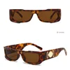 2024 designer solglasögon för män coolt solglasögon sidmönster design kvinnor skyddsglas adumbral casual solglas färgglada glasögon