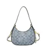 Crescent Bag Women's Bag Trendy and Fashionable Underarm Bag Versatil Design Single Shoulder Bag Pendder Casual Bag